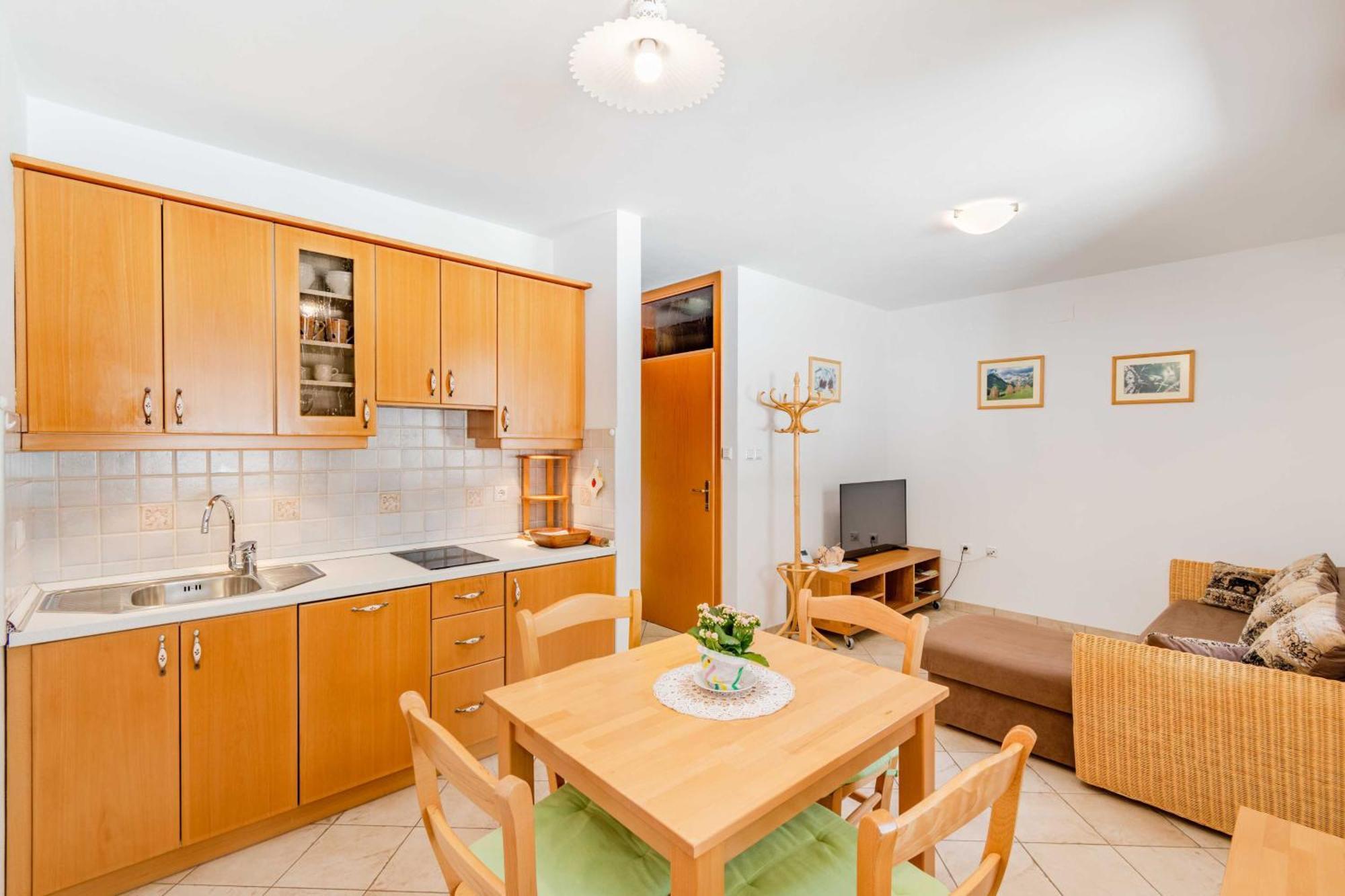 Apartma Miranda Log pod Mangartom Kültér fotó