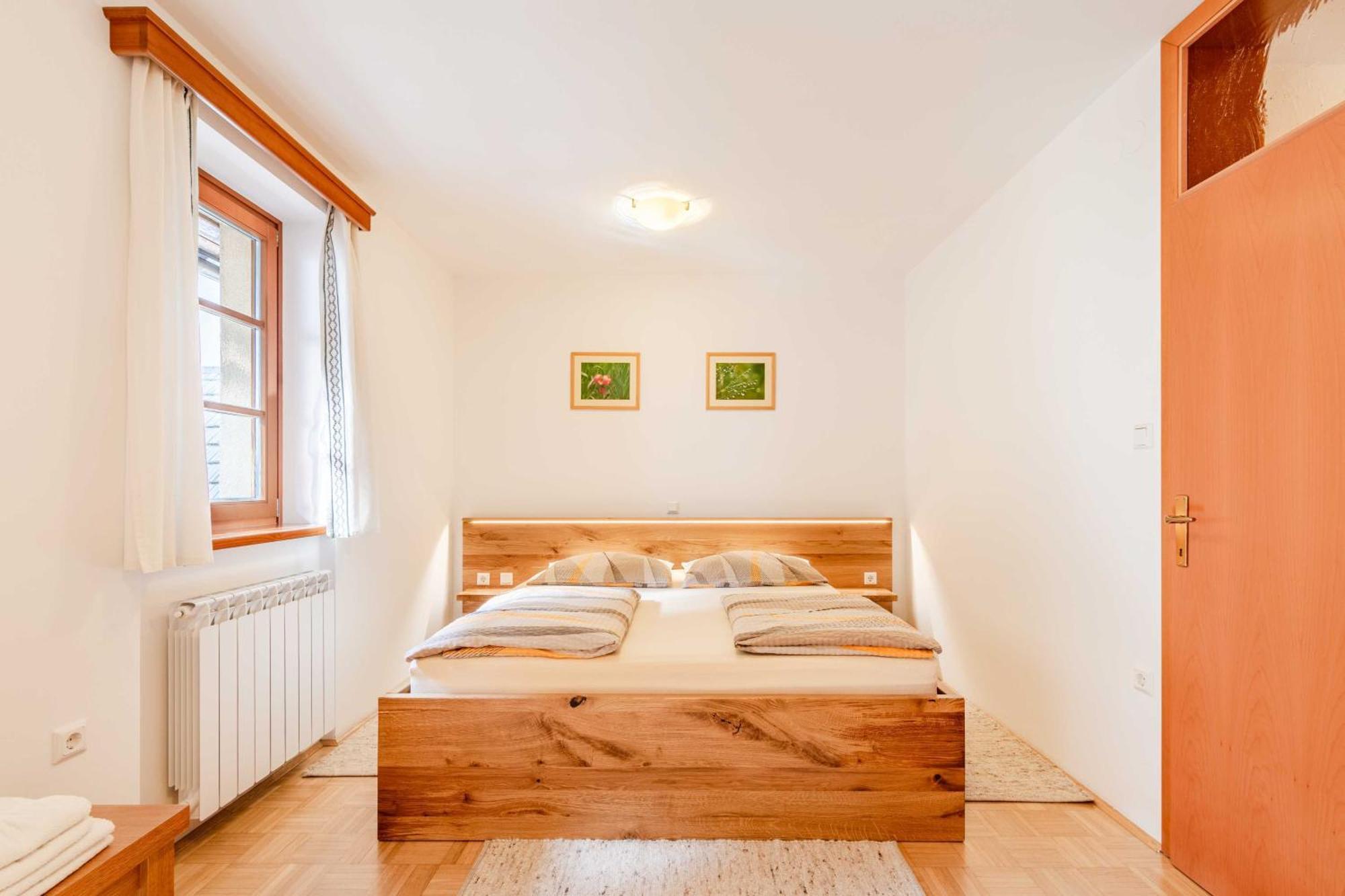 Apartma Miranda Log pod Mangartom Kültér fotó